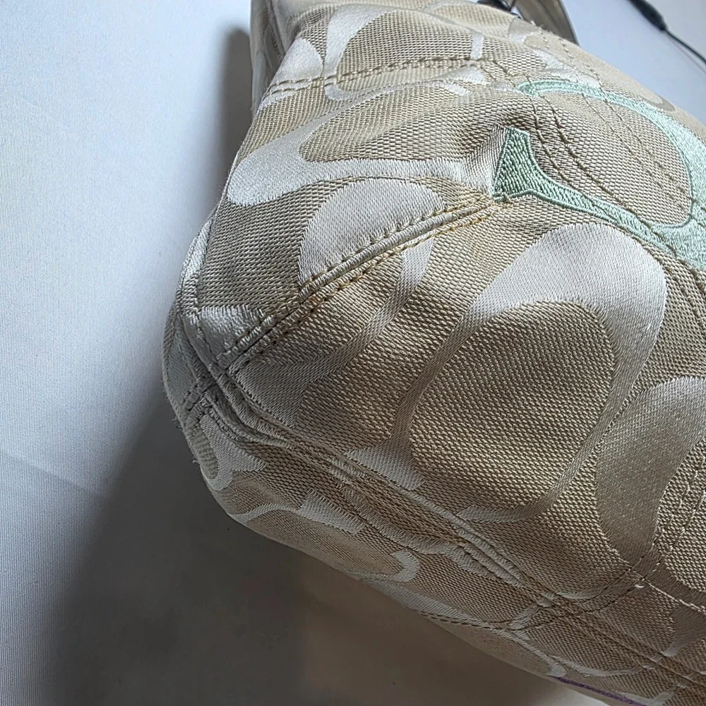 Coach Poppy Signature 